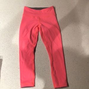 Lululemon pink reversible leggings